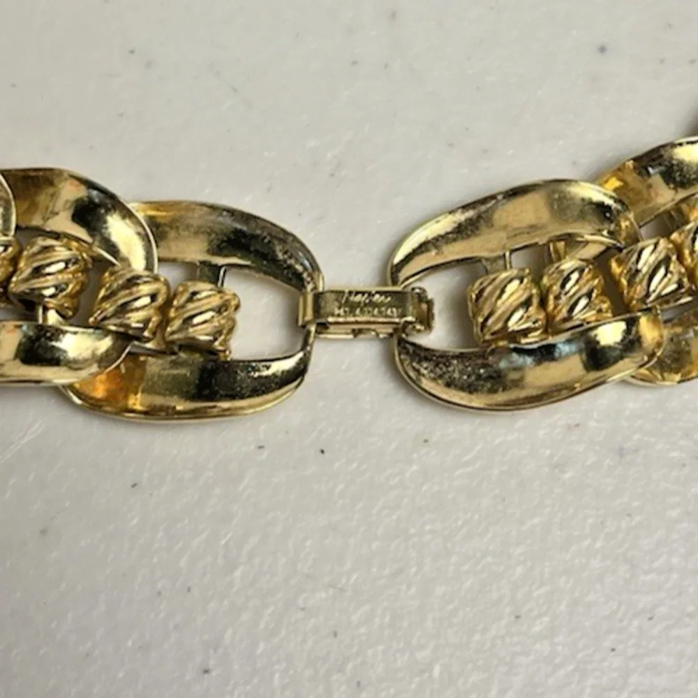 Vintage Napier 80s Chunky Gold Tone Set Link Chain Necklace Bracelet & Earrings